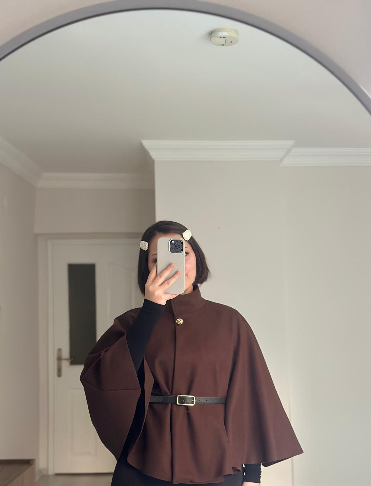 Gold Düğme Detaylı Kemerli Panço Kahverengi